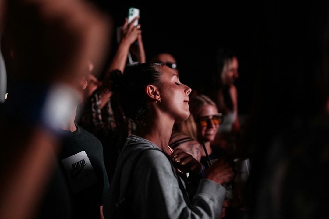 audience listening to podcast